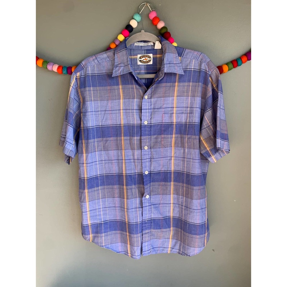 VTG 90s Midwest Traders dad shirt.